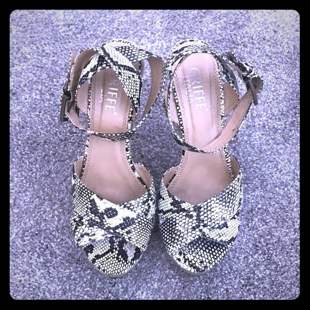 Griffe Italia Snake Print Wrap Ankle Heels - Size 7